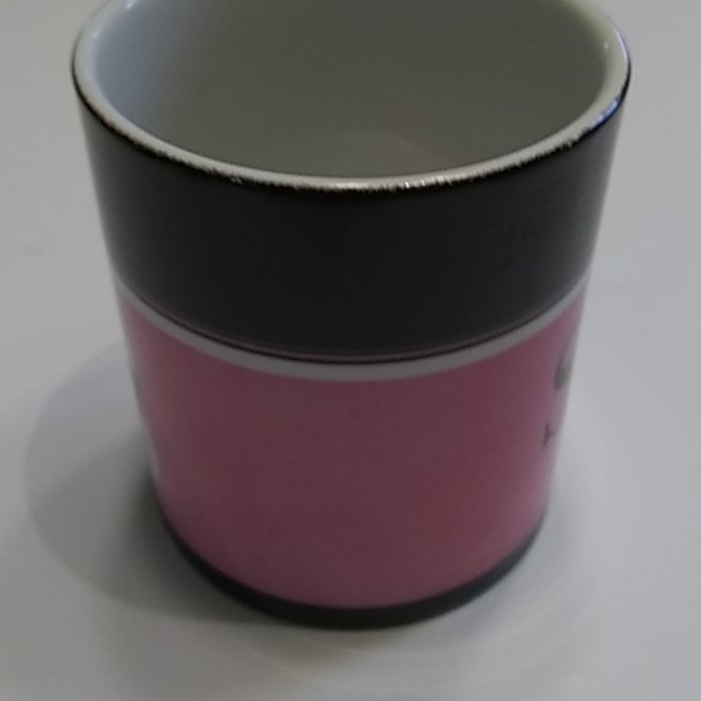 Encore coffee cup. - Picture 4 of 8